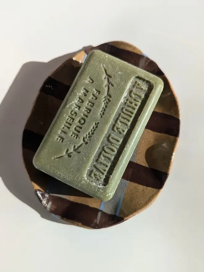 Gingham Wavy Soap Dish