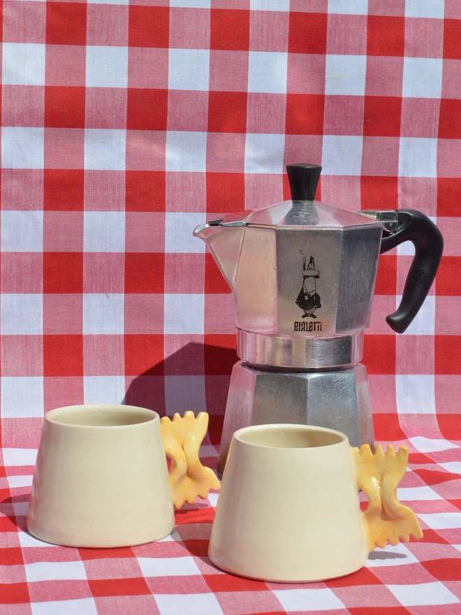 Farfalle pasta espresso cup