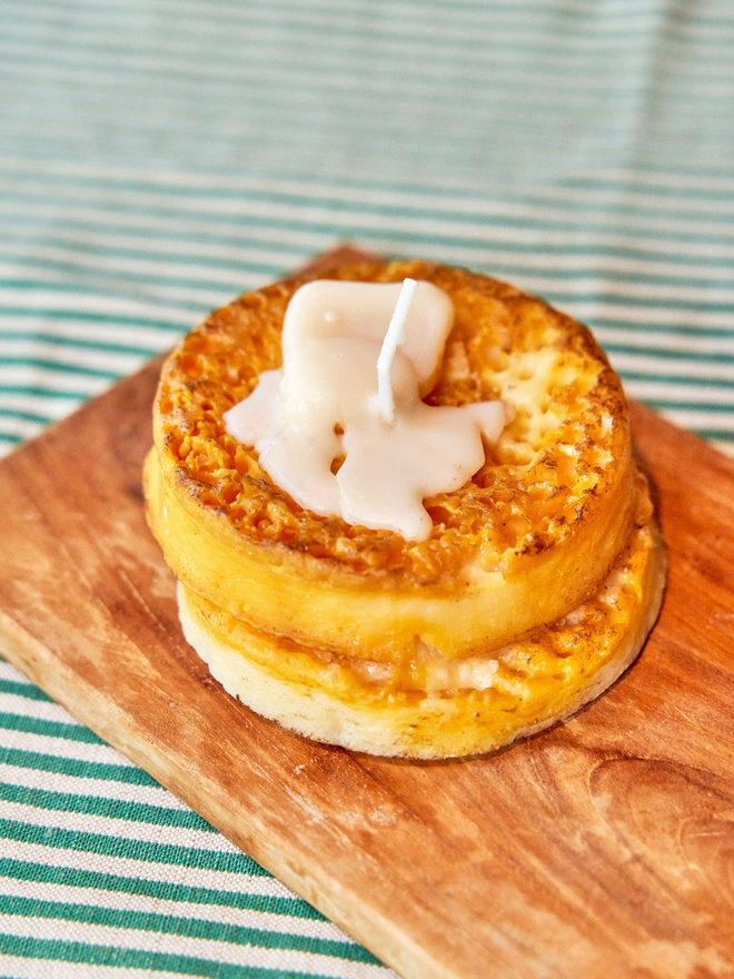 Crumpet candle