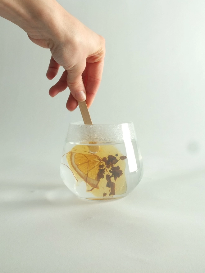 Fleurs-d-hiver-Cacao-Orange-Chili-hot-water