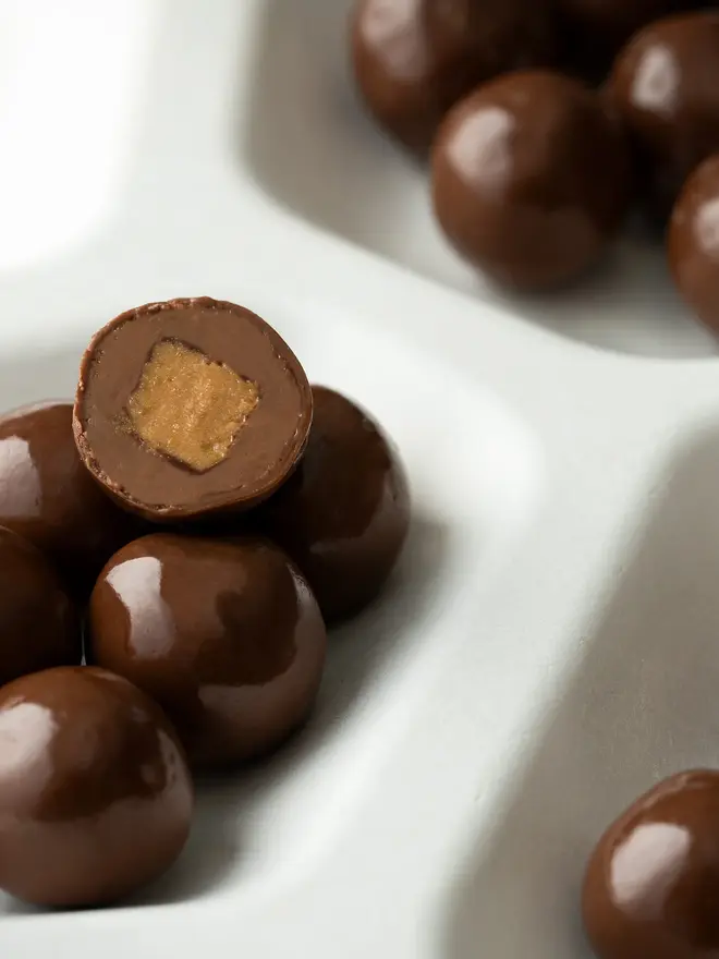 hazelnut chocolate balls