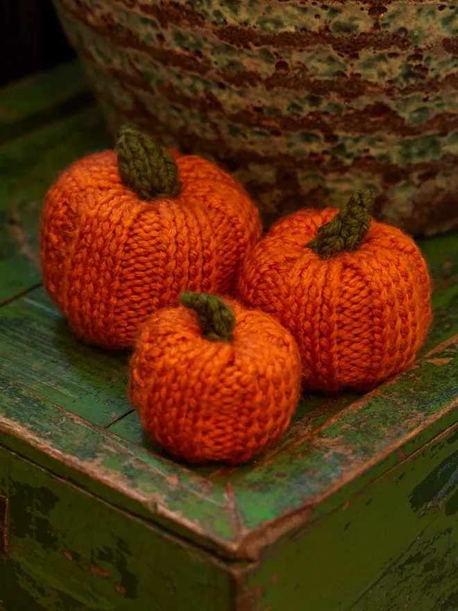 Knitted halloween pumpkin decorations