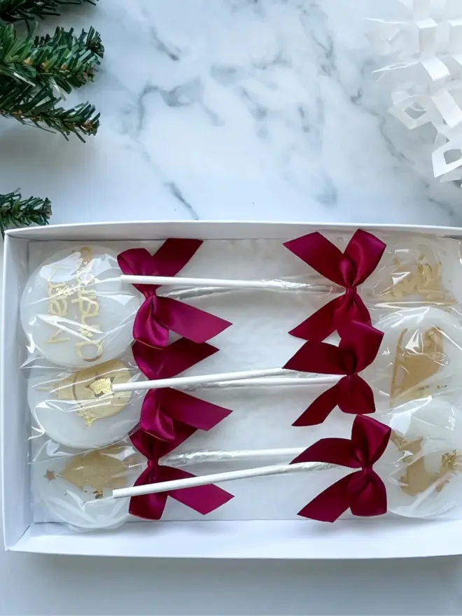 White and Gold Christmas Lollipop Gift Set