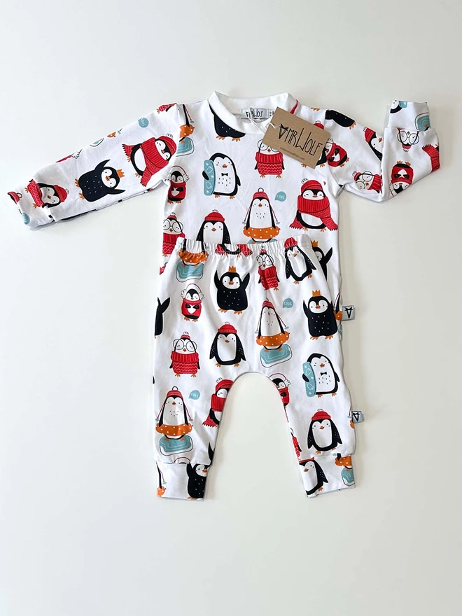 baby christmas penguins