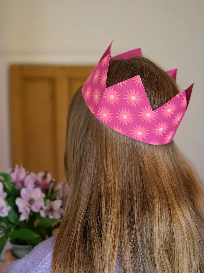 pink party crown