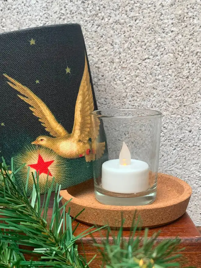 Festive dove tealight holder