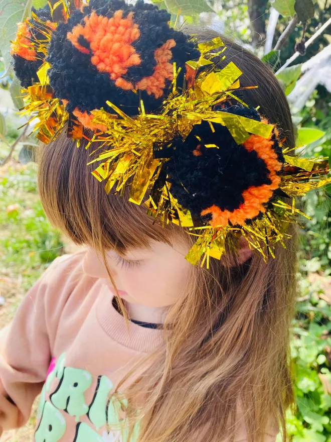 Halloween headband Pom Pom headband tinsel headband glitter headband Halloween dress up fancy dress Halloween Pom Pom pink purple black Pom Pom headwear Halloween headwear