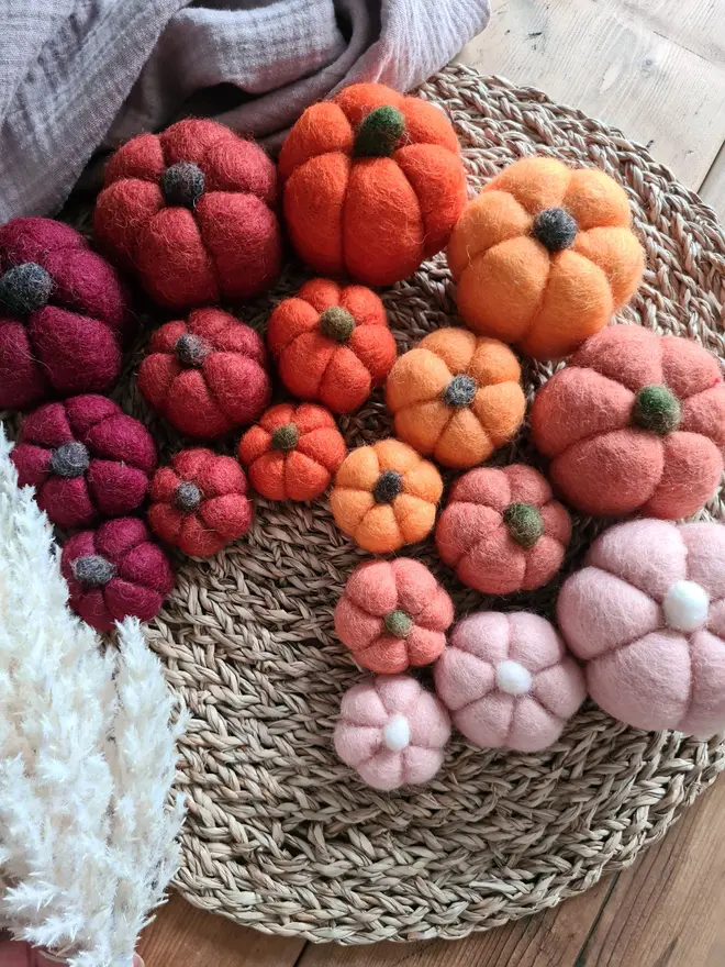Felt Pumpkin Patch Decoration 