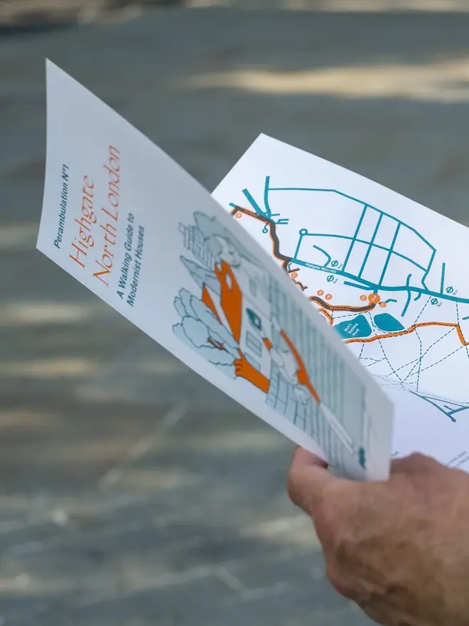 highgate london walking guide. a paper walking map of north london.
