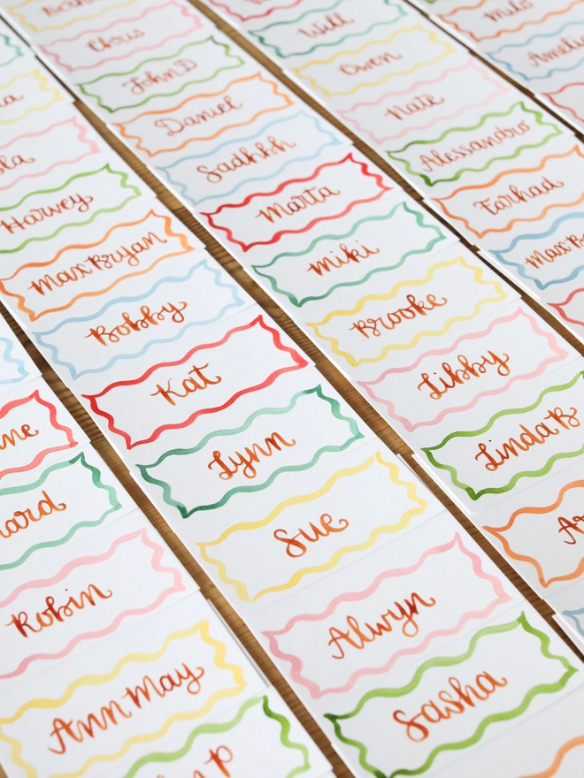 name cards wavy frame