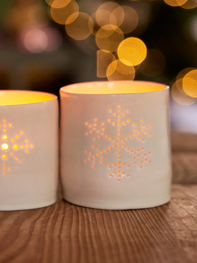 Snowflake tea light holder