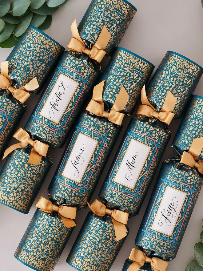Golden Ivy Luxury Christmas Crackers (Set Of 6)