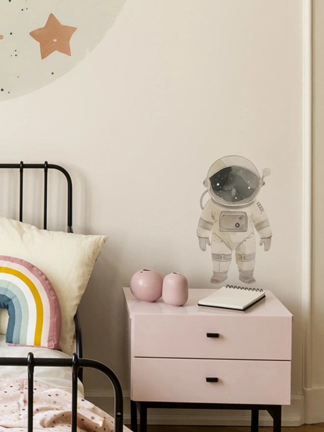 astronaur wall sticker