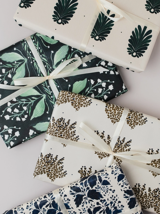 Green Botanical Luxury Gift Wrap (2 Sheets)