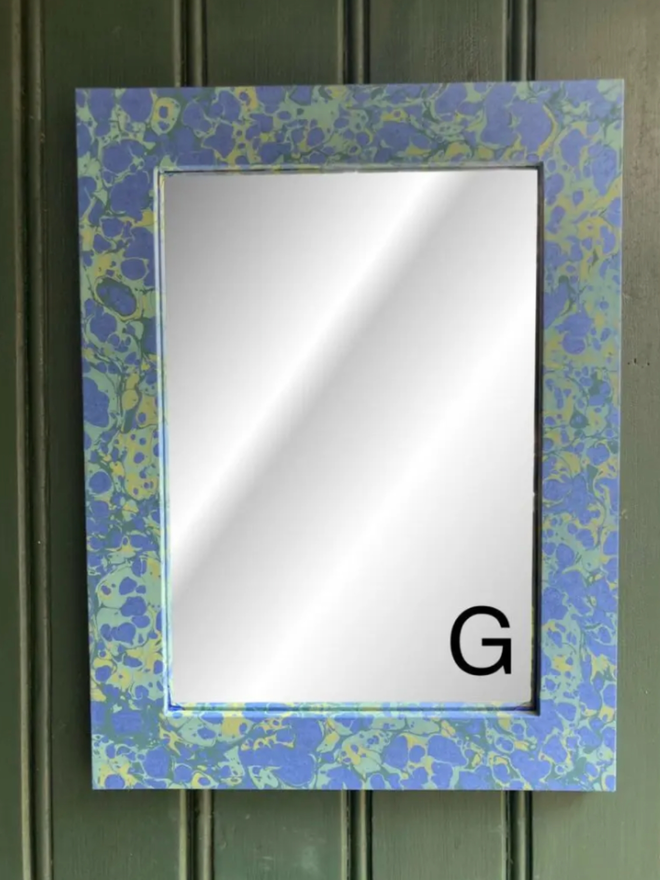 Small Mirror. A mirror in G