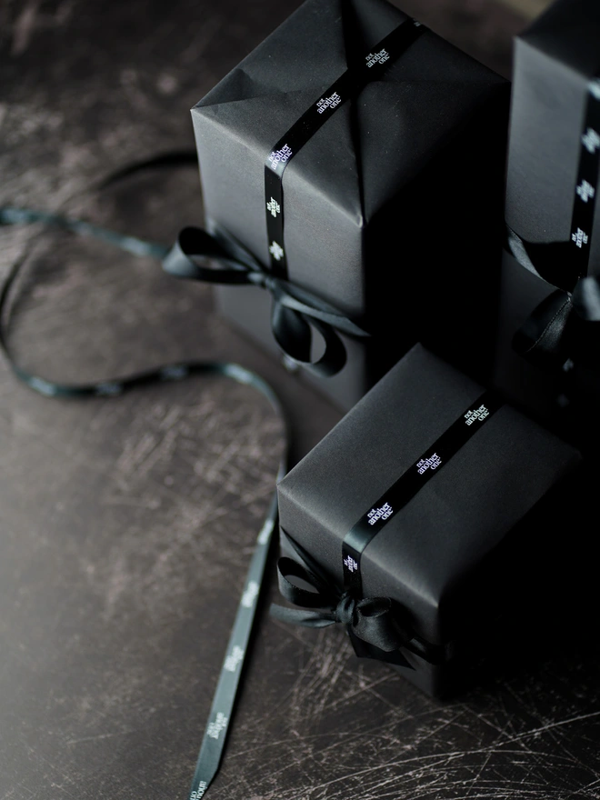 GIFT WRAP