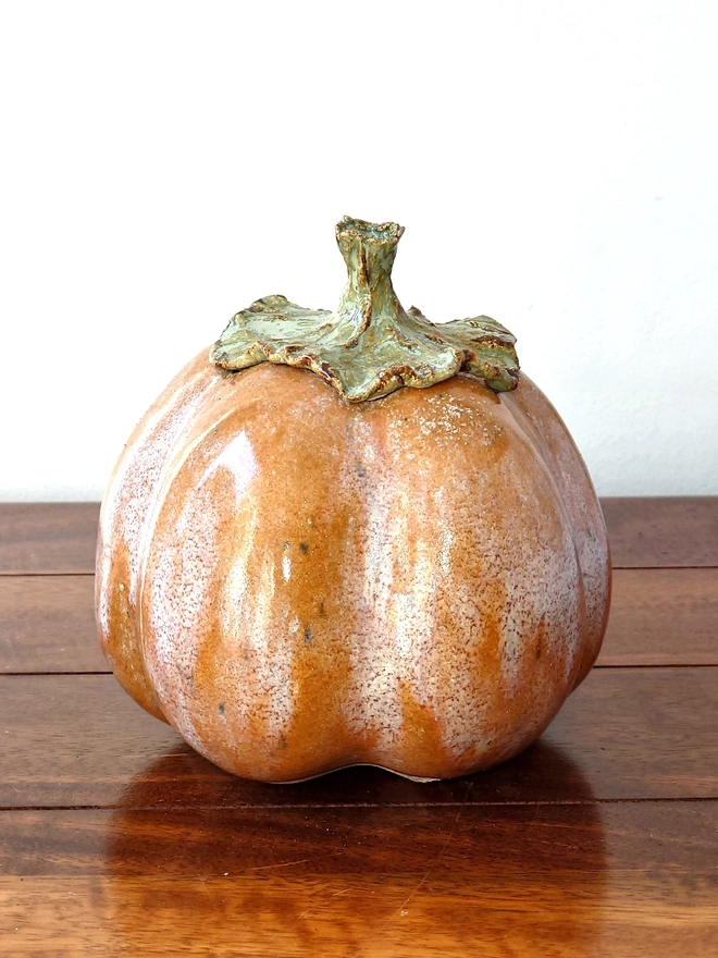 stoneware ceramic pumpkin lidded pot