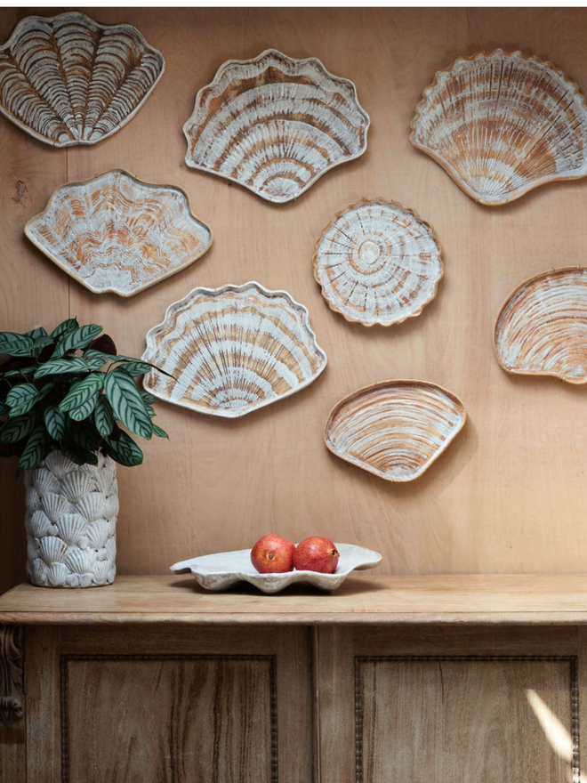 Ceramic shell plate