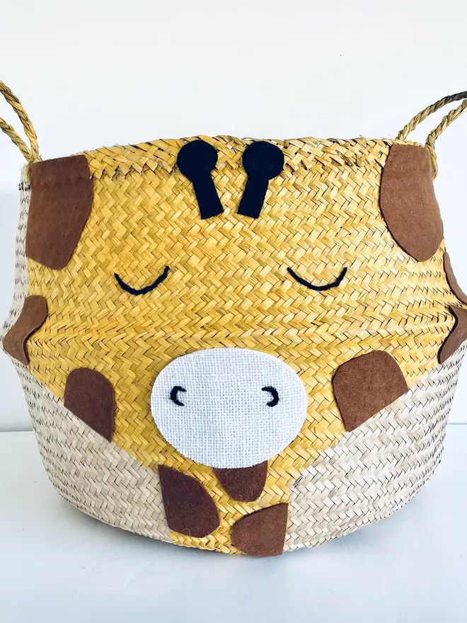 Giraffe Natural Belly Basket