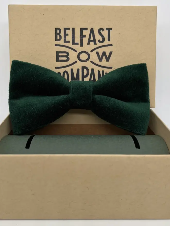 green velvet handmade bow tie