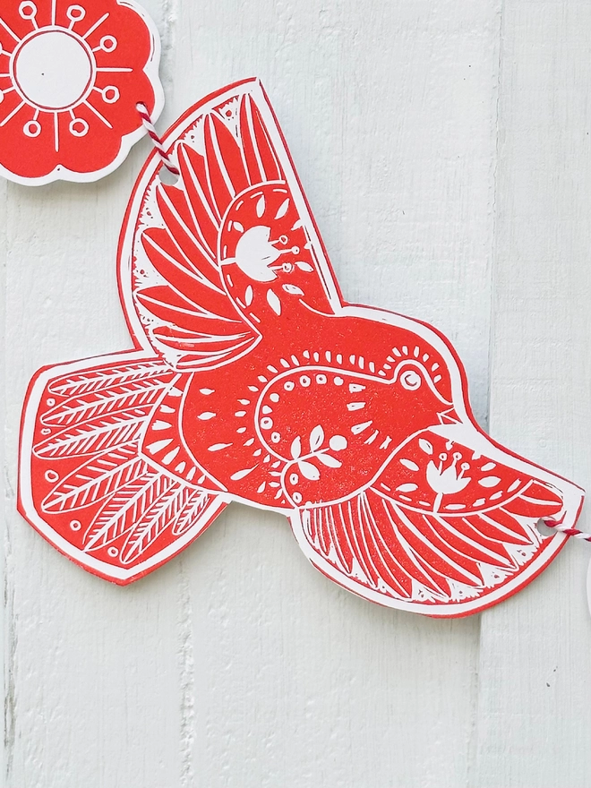 Robin Linocut Garland, Hand Printed Traditional Folk Art Decoration