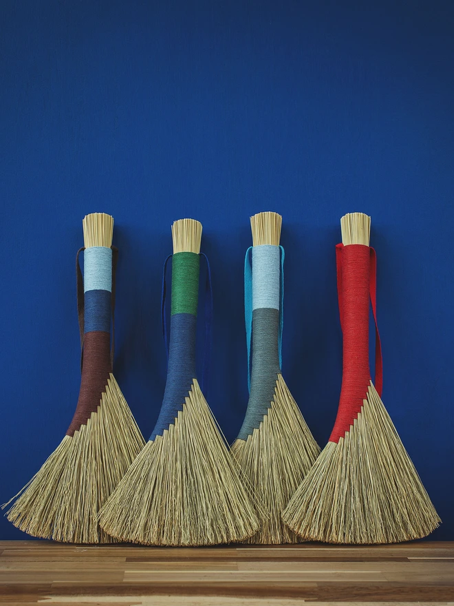 Broomcorn handbroom