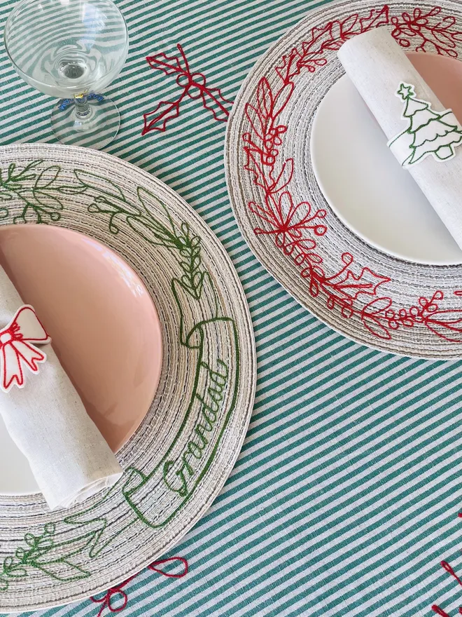 Individual Embroidered Christmas Wreath Placemat