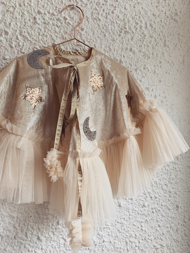 Cream star cape