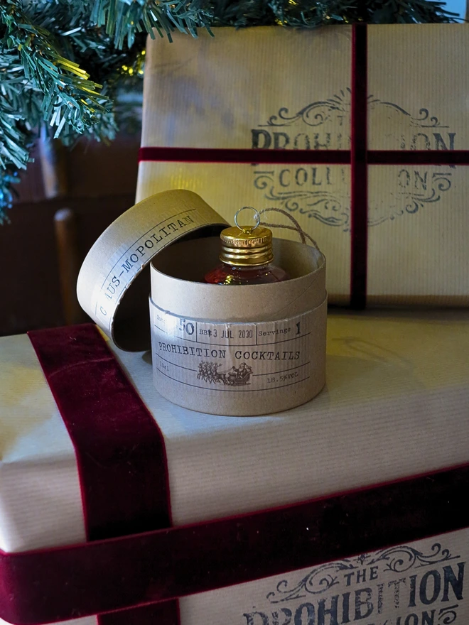 Claus-mopolitan Cocktail Bauble