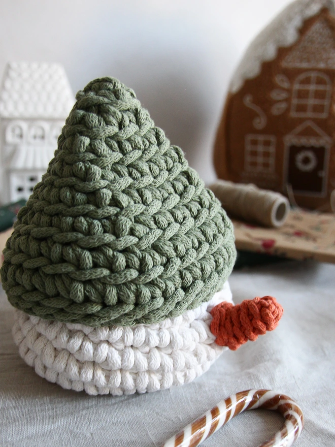 crochet snowman basket sage