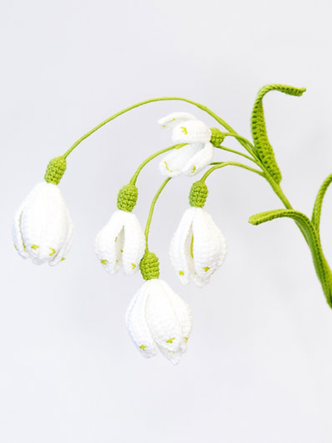 crocheted crocus snowflake stem