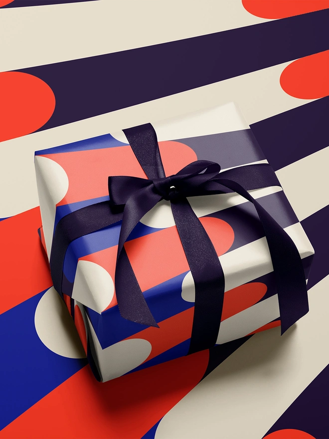 Storigraphic Graphical Print Wrapping Paper