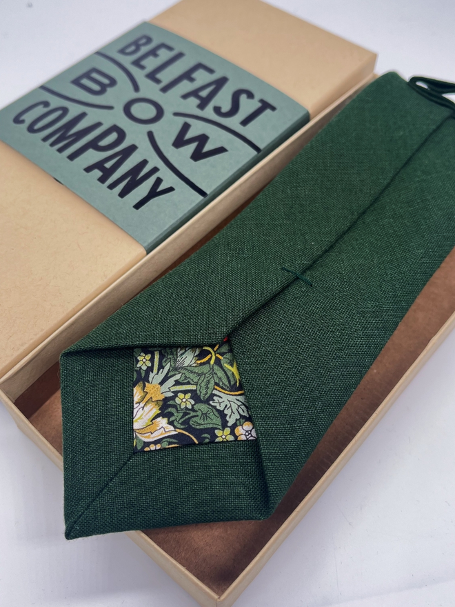 Brunswick Green Irish Linen Tie handmade by the Belfast Bow Company