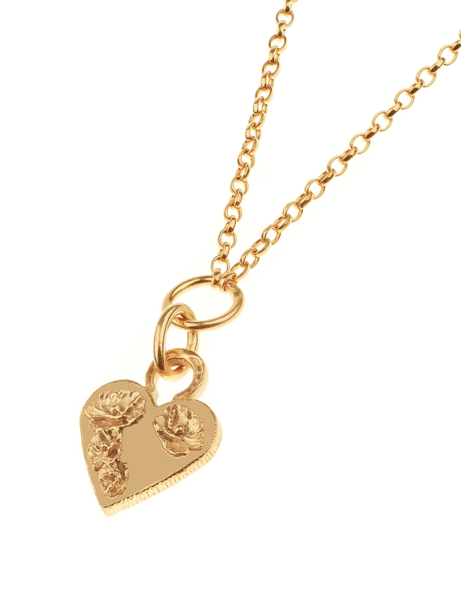 Petite Flower Heart Pendant gold