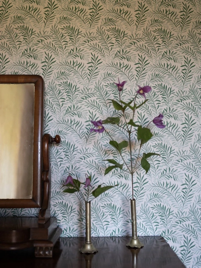 Peace In To The Green Wallpaper