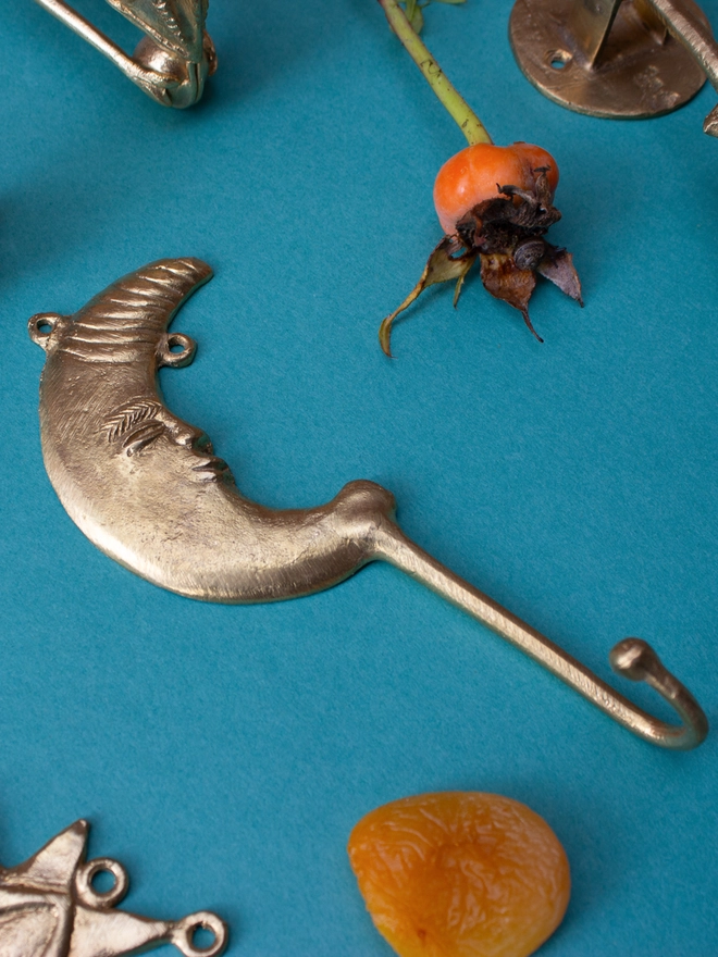 Ghanaian Ashanti Brass Hook 'Man In The Moon'