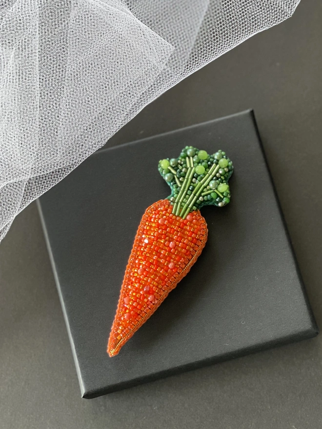 orange carrot, beaded carrot, carrot brooch