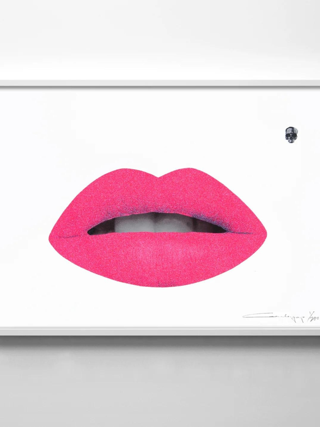 hot pink glitter lips screen print