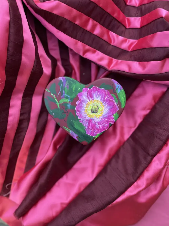 hand painted ceramic heart shaped keepsake box deep red background with pink Icelandic poppy flowers 