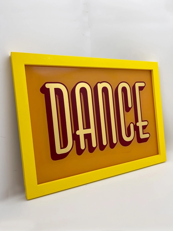 Dance yellow gold leaf on glass framed detail