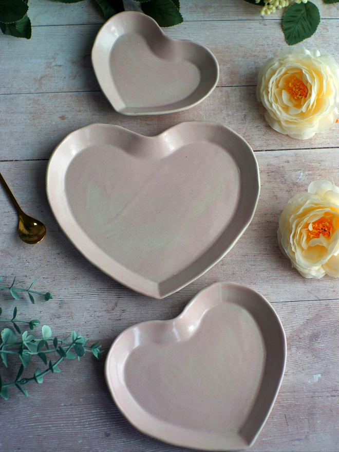 heart nesting plates, heart plates, heart dish, ceramic nesting plates, Jenny Hopps Pottery, Lilac