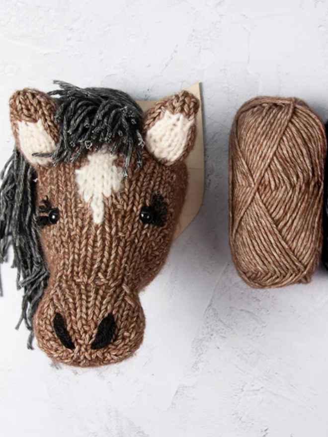 Horse Head Knitting Kit. A completed mini horse kit.