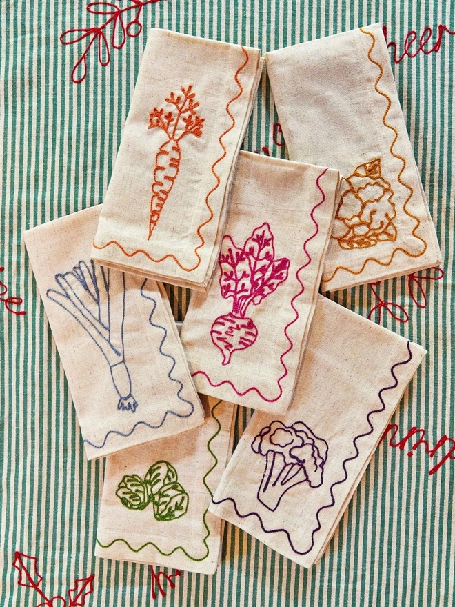 Set of six Christmas vegetable napkins