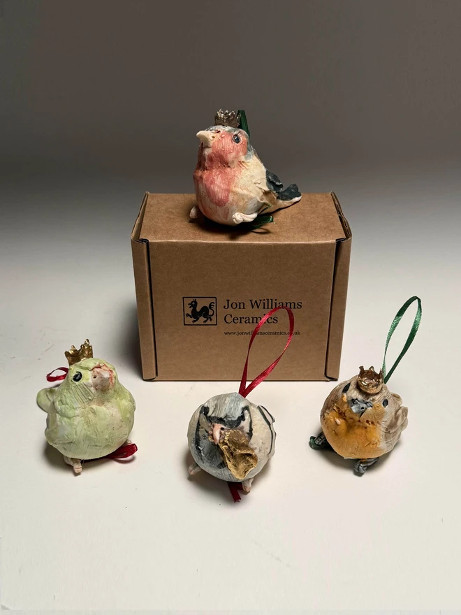 greenfinch, chaffinch, partridge, robin, bird, british wildlife, decoration, porcelain
