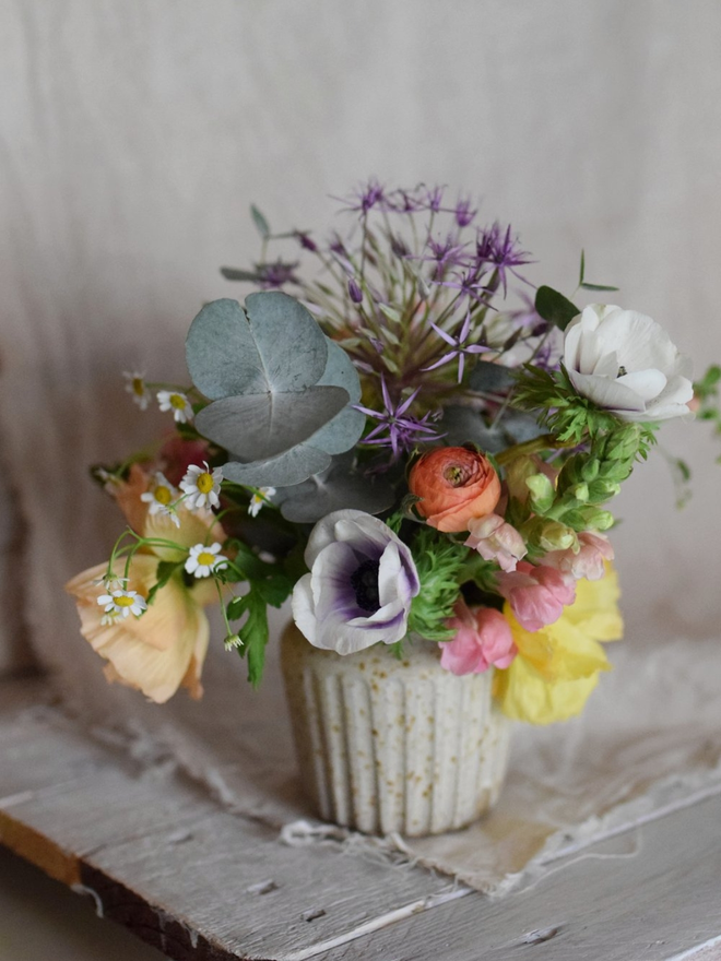 stoneware fluted flower vase