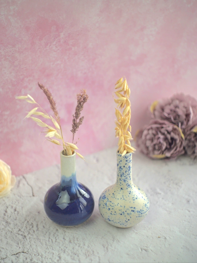 bud vase, small vase, mini vase, flower vase, Jenny Hopps Pottery, vase gift, easter gift, gift for mothers day, gift for mum