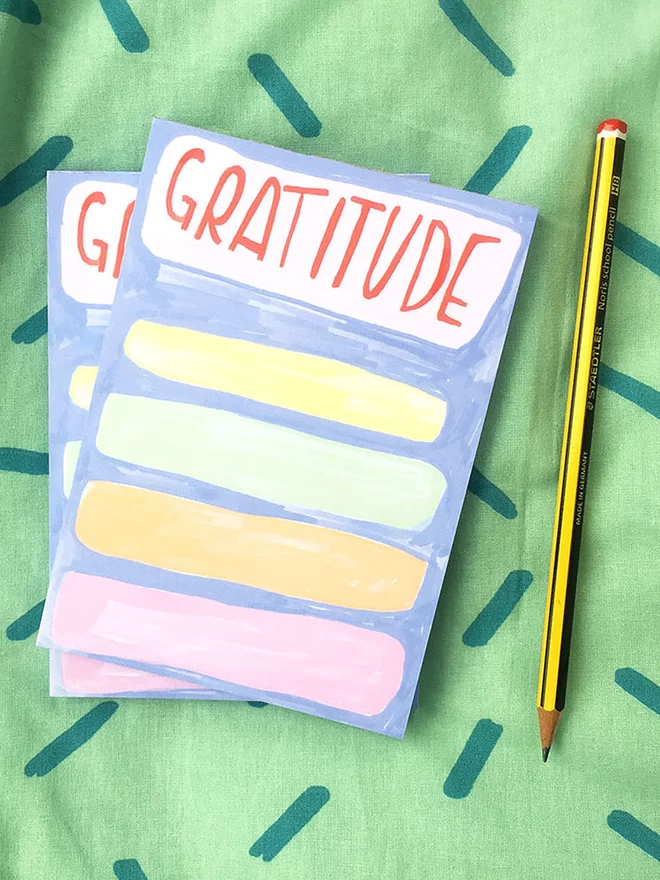 Quickly jot down your gratitude list with the lovely colourful pad. 