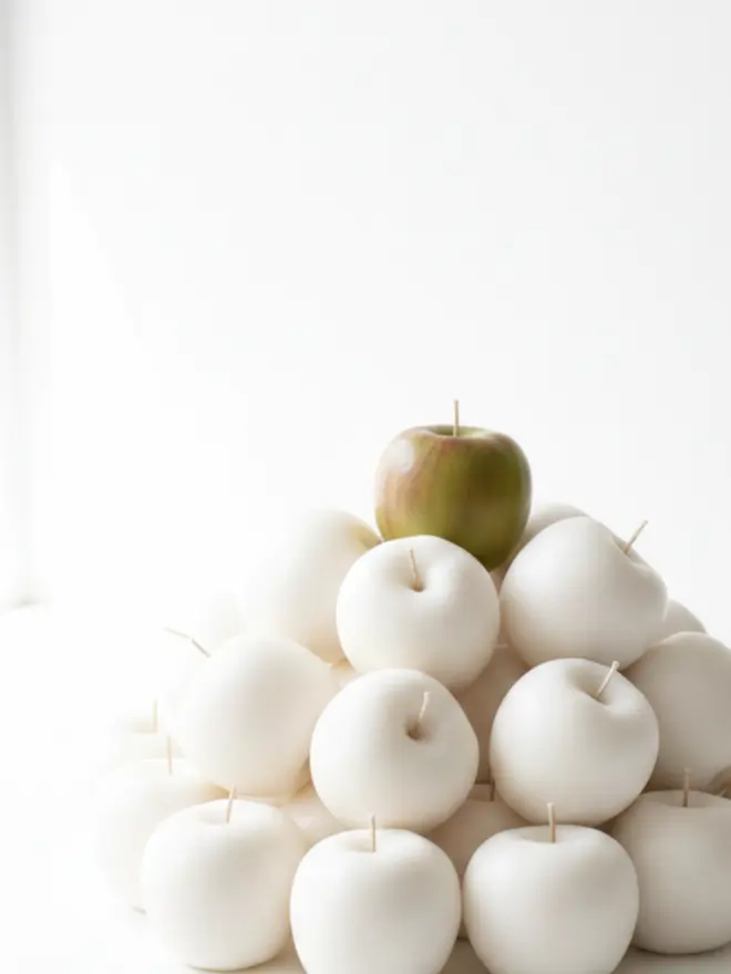 Gala Apple Candle