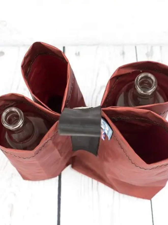 tan bottle carrier bag