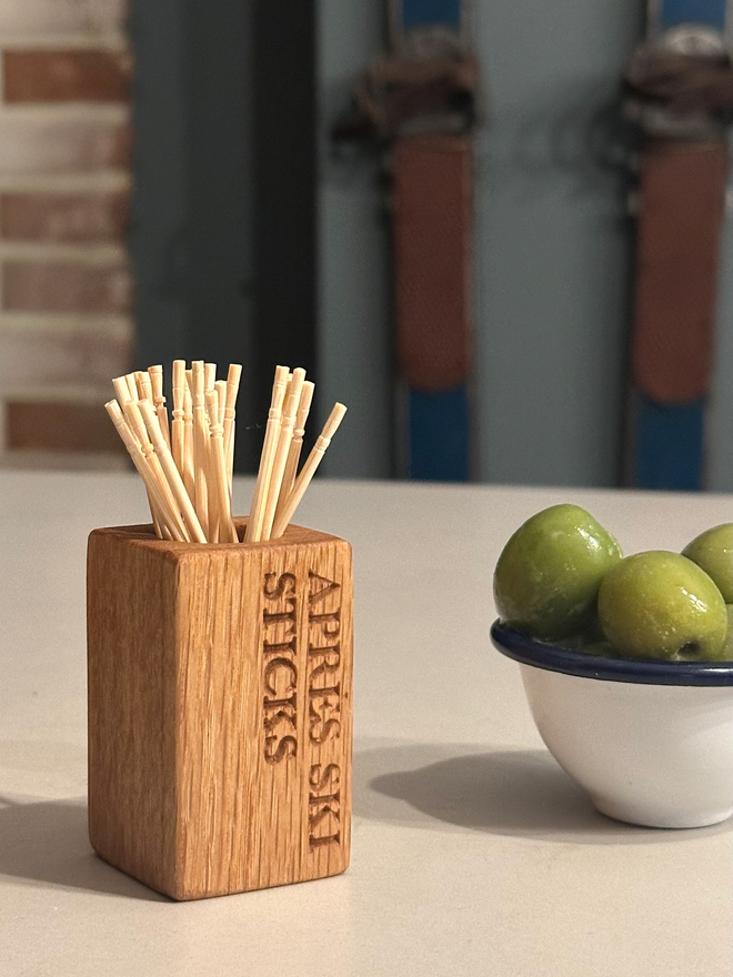 Cocktail Stick Pot Apres Ski